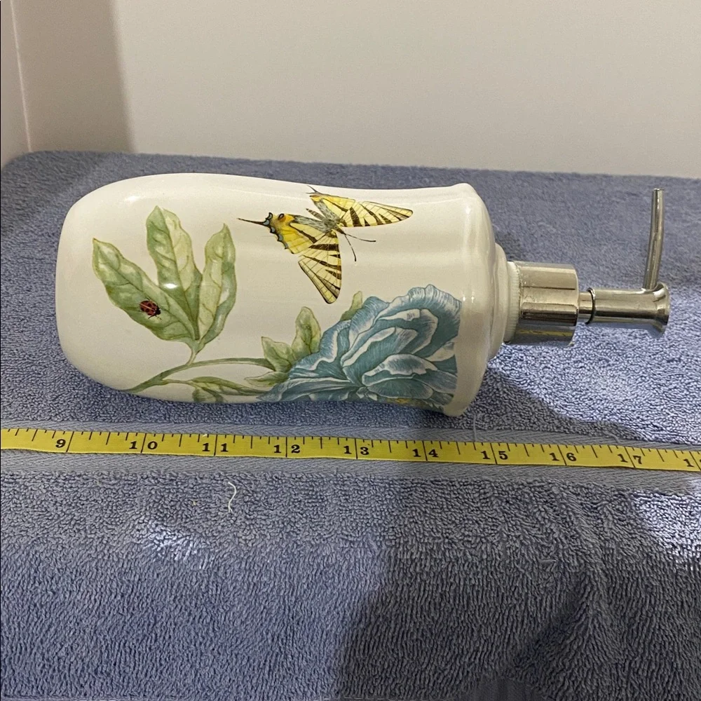 Lenox Floral Ceramic Soap/Lotion Dispenser - Picture 4 of 6
